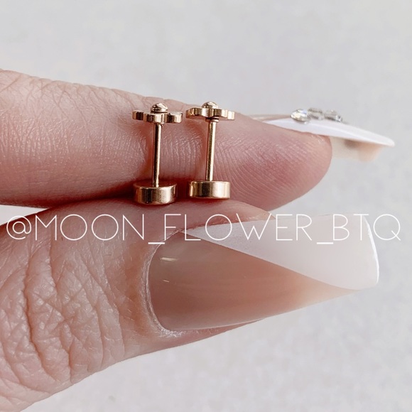 Tiny Rose Gold Retro Hippie Flower Earrings - Picture 5 of 6